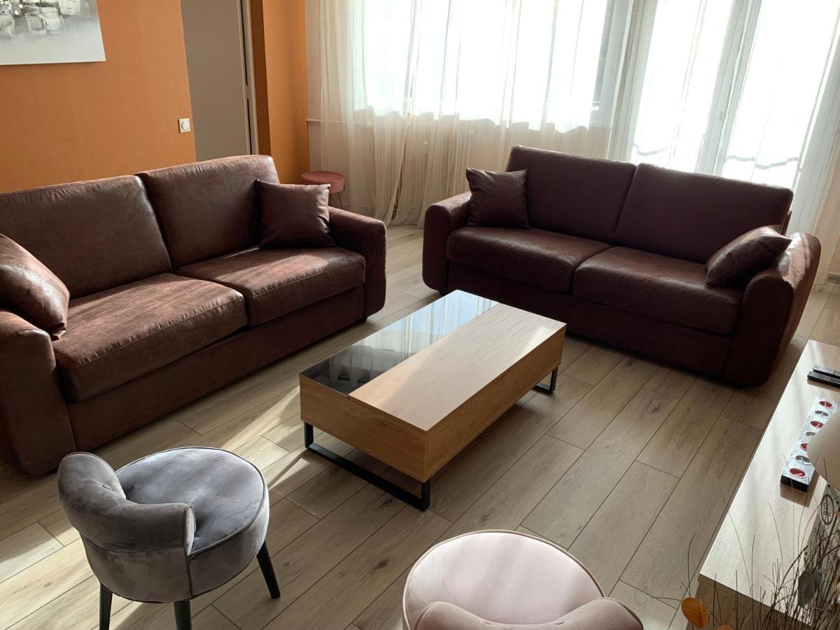 Au Coeur De Lisieux 83 M2 Et Vue Sur La Basilique Apartment Bagian luar foto