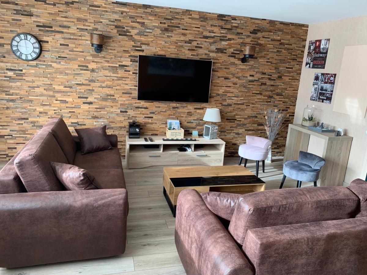 Au Coeur De Lisieux 83 M2 Et Vue Sur La Basilique Apartment Bagian luar foto